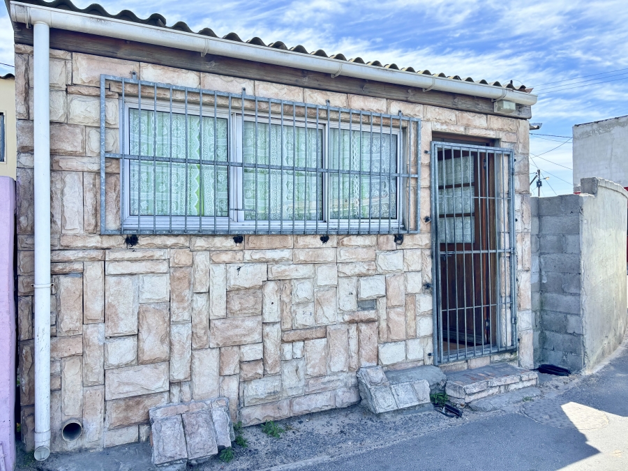 2 Bedroom Property for Sale in Leiden Western Cape